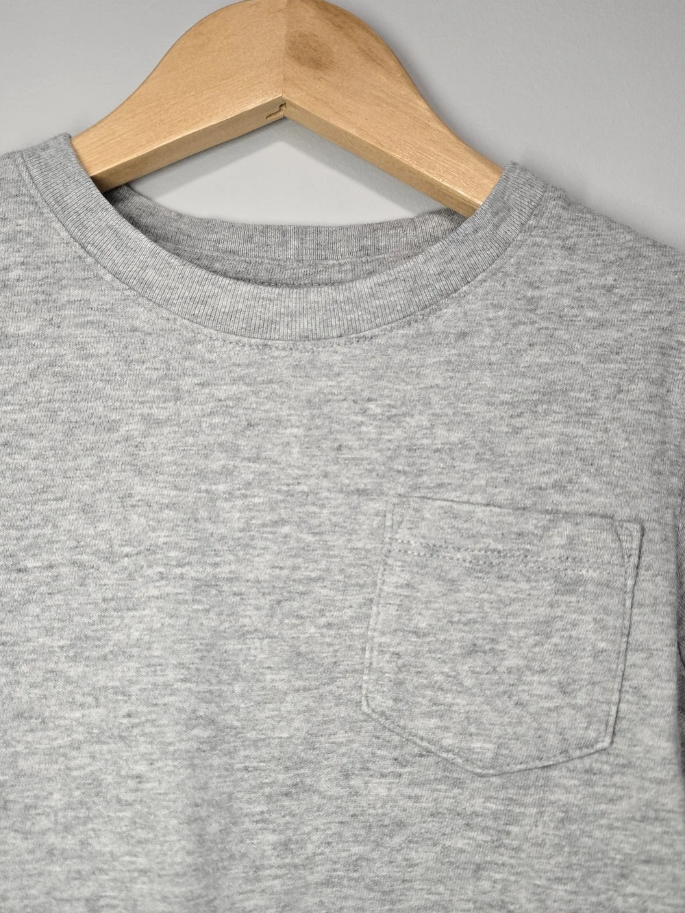 GAP Kids Heather Gray L-Sleeve Pocket Tee Soft Cotton. Back To School.